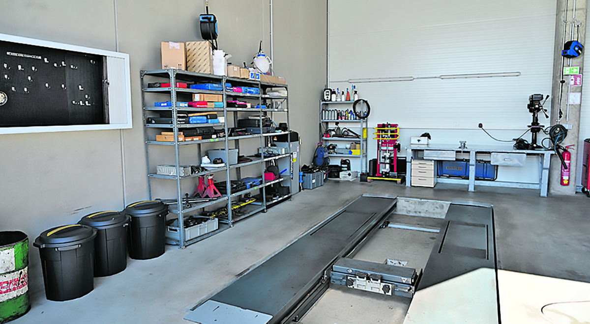 Haas 2